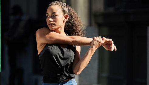 Warming Up Joints Properly Before Morning Walks or Jogs